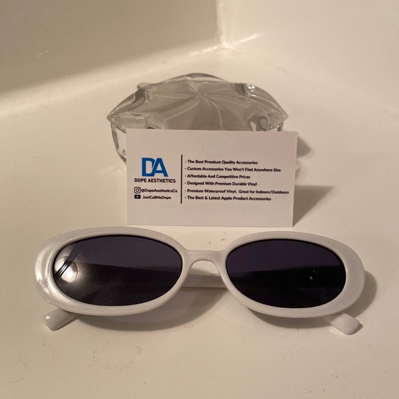 White Oval Sunglasses - Picture 3 of 6